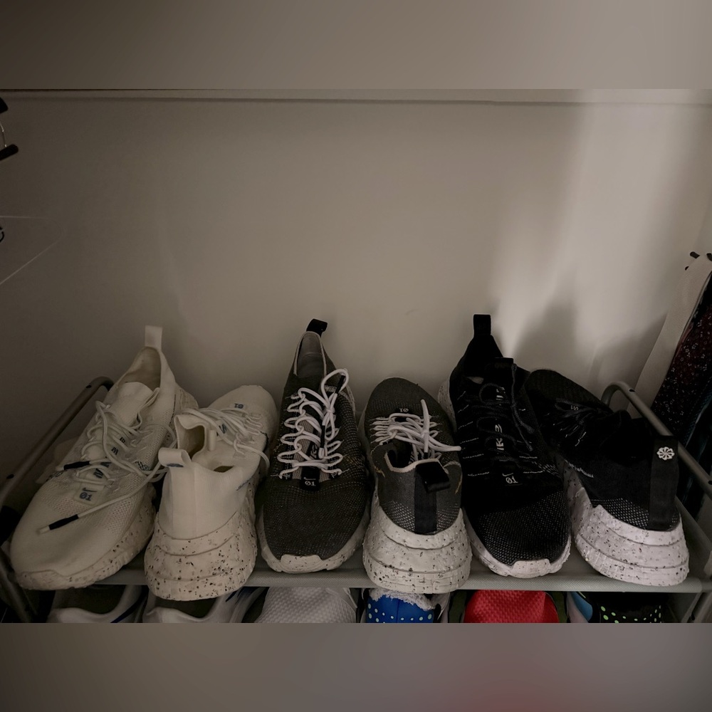 3 pairs of used Space Hippie’s 01.